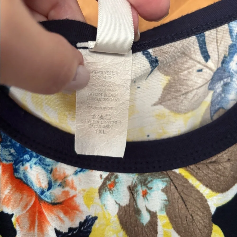 Lovely J Tank Lightweight Floral Tank | Size 1XL